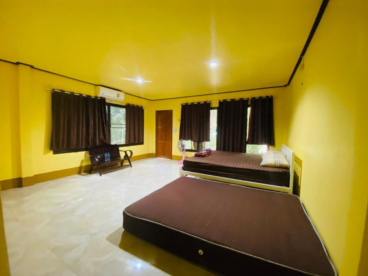 Banana Resort Koh Phayam Luaran gambar