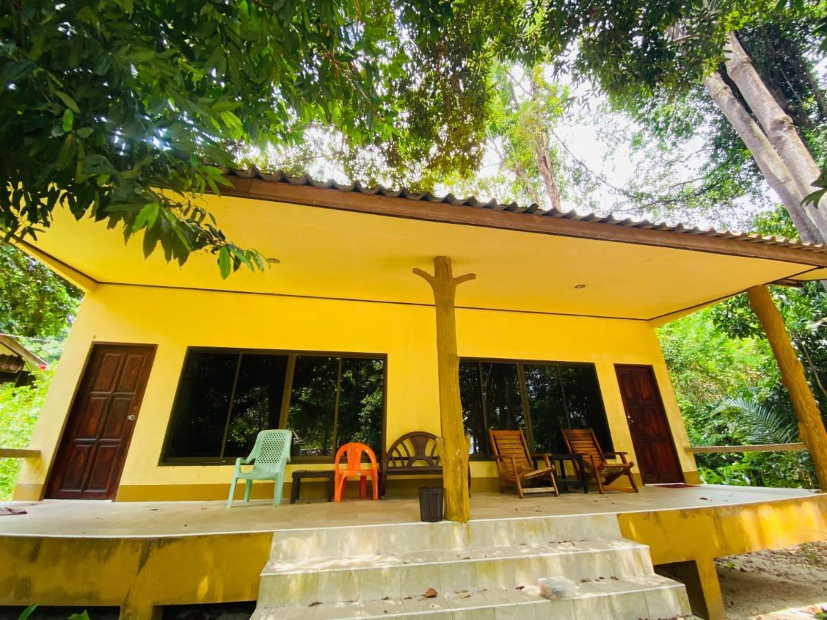 Banana Resort Koh Phayam Luaran gambar