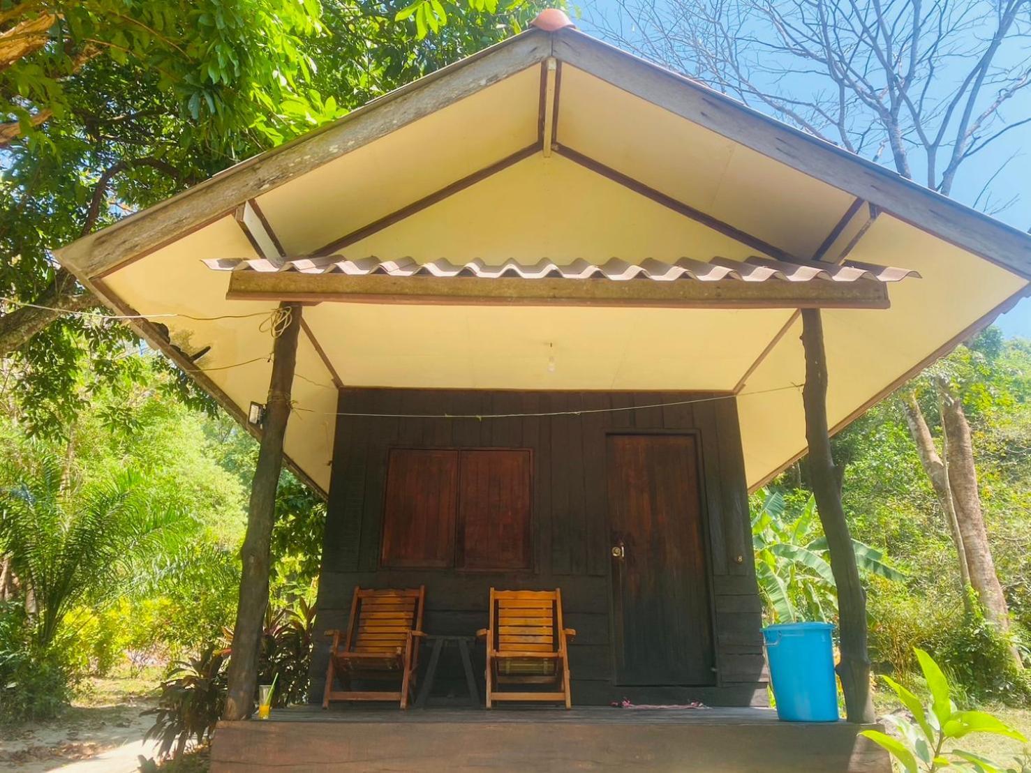 Banana Resort Koh Phayam Luaran gambar